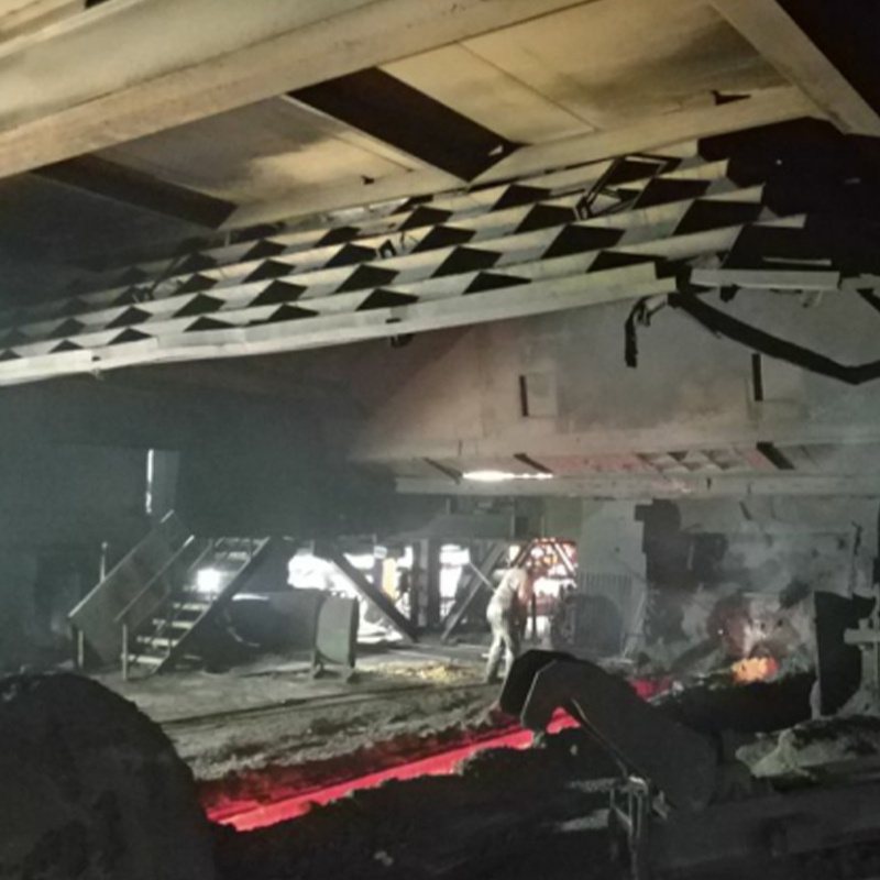 Captura Fornacis Taphole inspiratione Hood